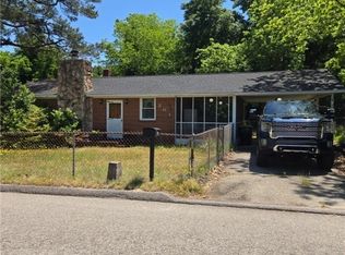 201 Scarborough St, Spring lake, NC 28390