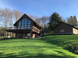 1955 Skyline Dr, Tillamook, OR 97141