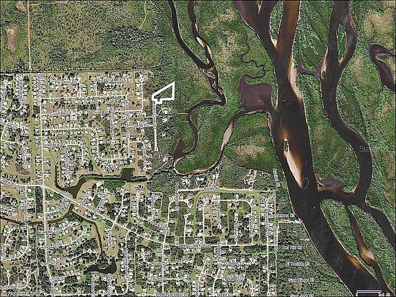 5th image of 40 Herons Cove Dr