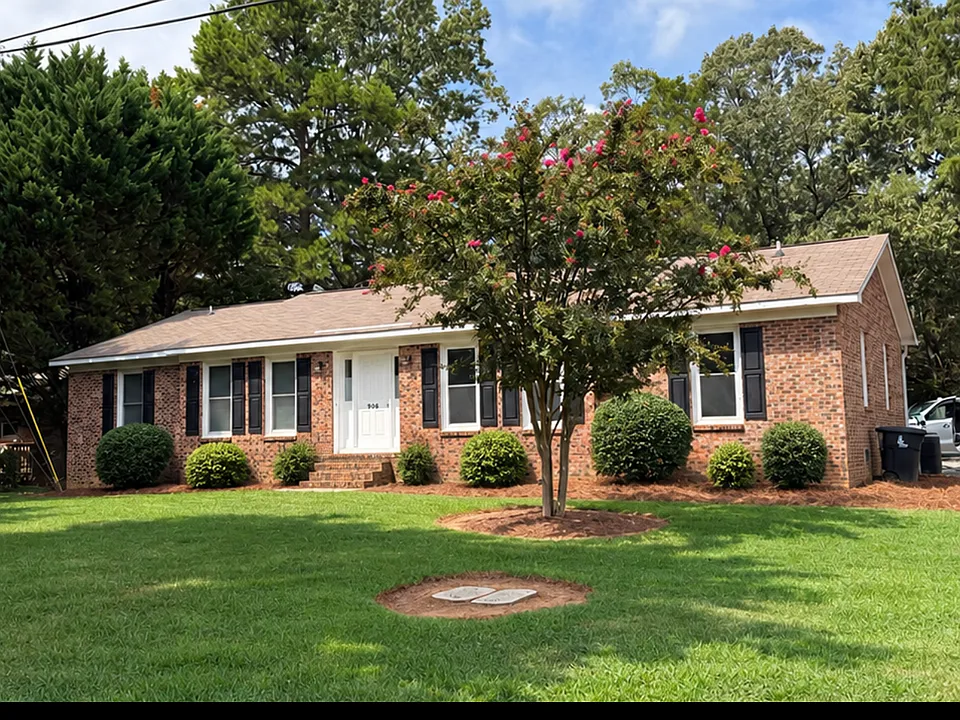 906A Midwood Dr #MAIN