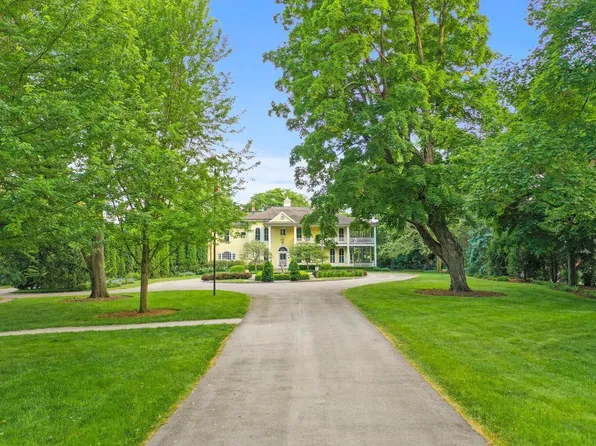 34947 West Fairview ROAD, Oconomowoc, WI 53066
