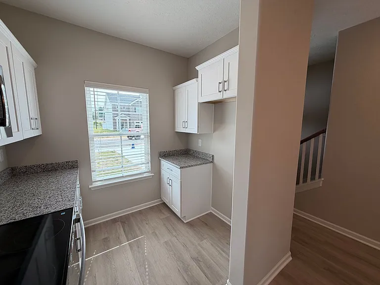 1850 Madison St #203 — Photo 3