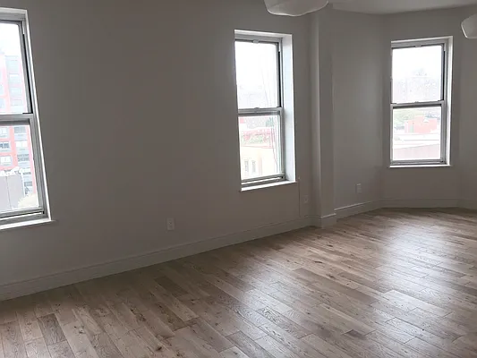 Rented by Dream NYC LLC | media 13