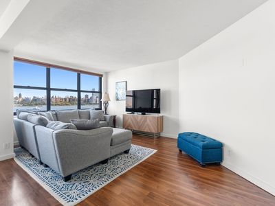 7004 Kennedy Blvd E APT 11E, Guttenberg, NJ, 07093