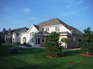 7388 Winchester Ln, Schererville, IN 46375