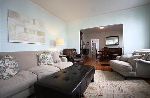 4th image of 1120 Lowerline St
