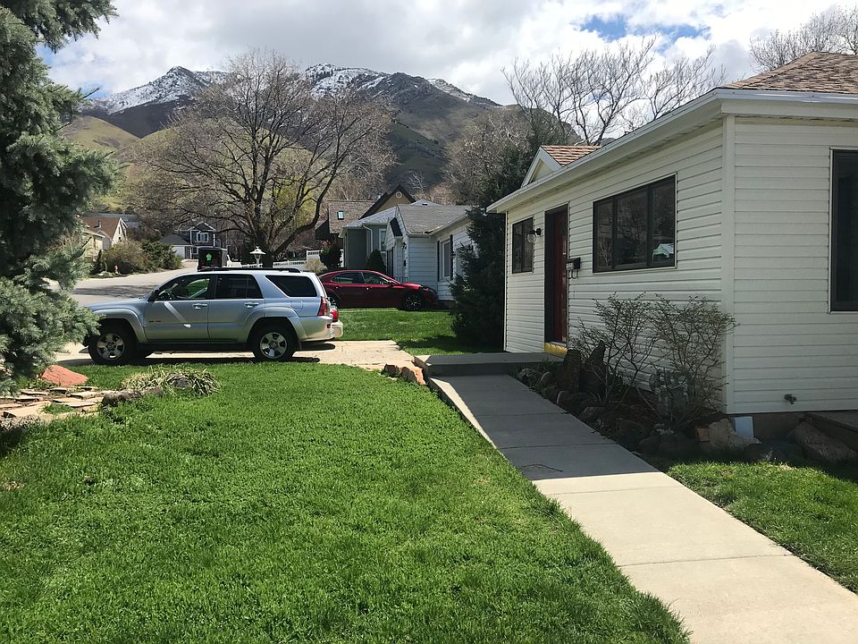 1st image of 3326 E Elgin Dr