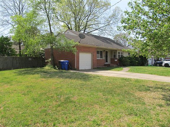 2nd image of 1645 Skyline Dr