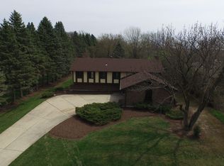 3N035 Timberline Dr, West Chicago, IL