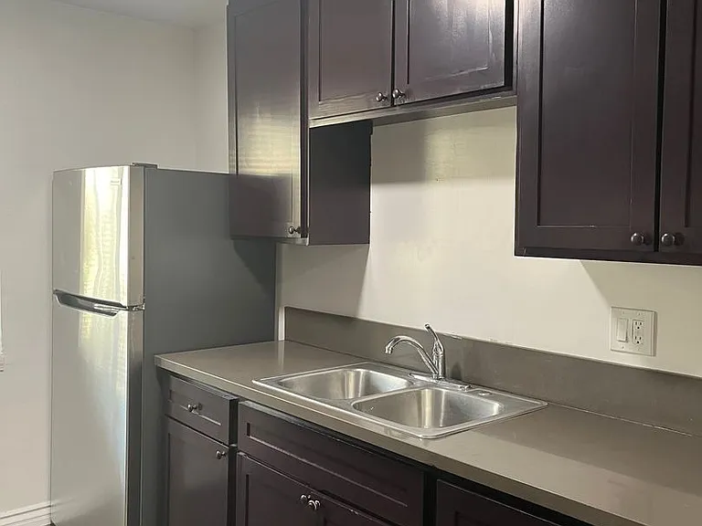 3904 Gibraltar Ave — Photo 6