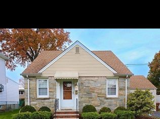 54 Palisade Rd, Linden, NJ 07036
