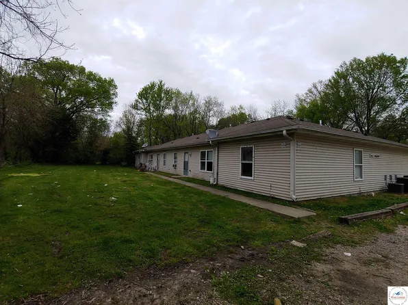 400 S Walnut St, La Monte, MO 65337