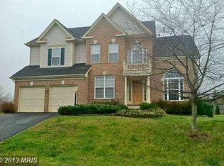 12497 Cliff Edge Dr, Herndon, VA 20170
