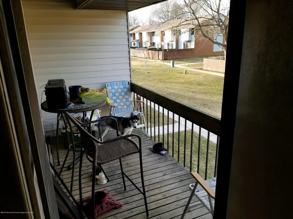 D12 Avon Dr, East Windsor, NJ 08520