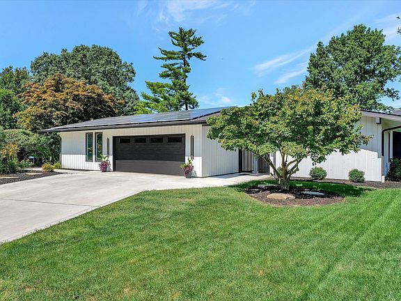 2nd image of 102 Greencroft Dr
