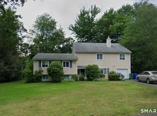 13 Hill Farm Road, Bloomfield, CT 06002