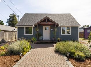 1660 36th St, Florence, OR 97439