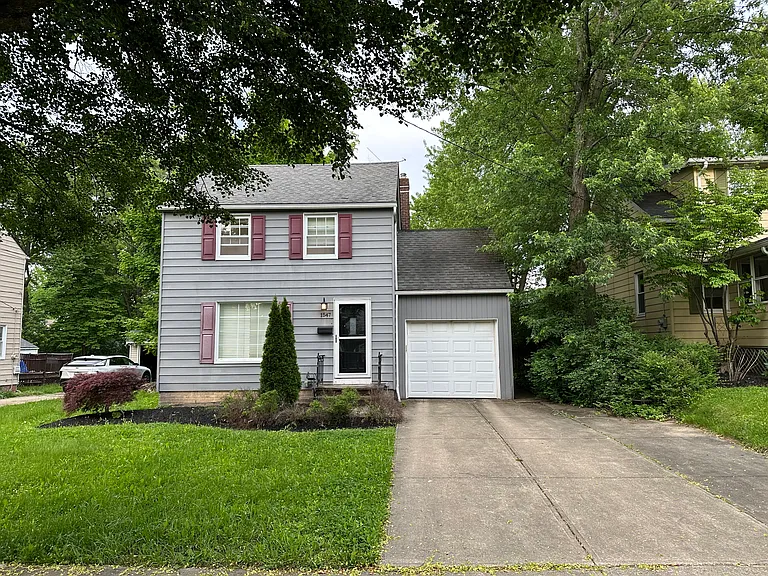 1547 Commodore Rd — Photo 1