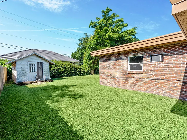 534 E Del Monte Ave — Photo 40