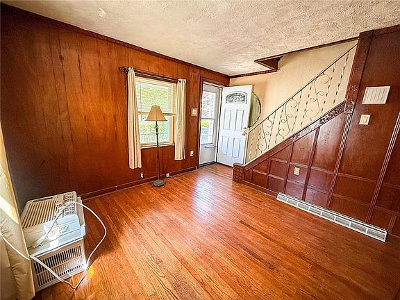 4th image of 311 Wagner Ave