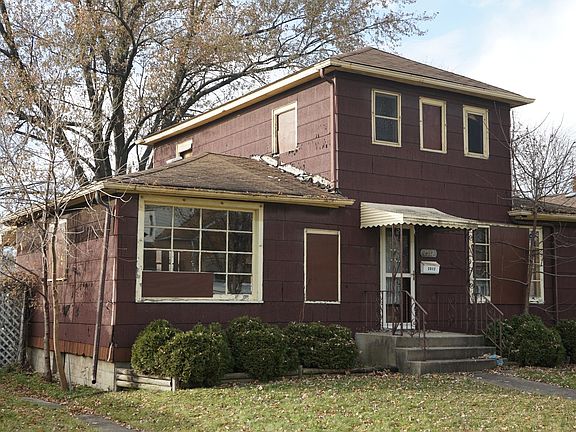 3rd image of 2912 Elder Ln