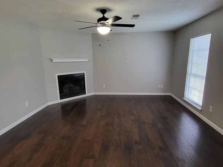 811 Netherlands Dr — Photo 12