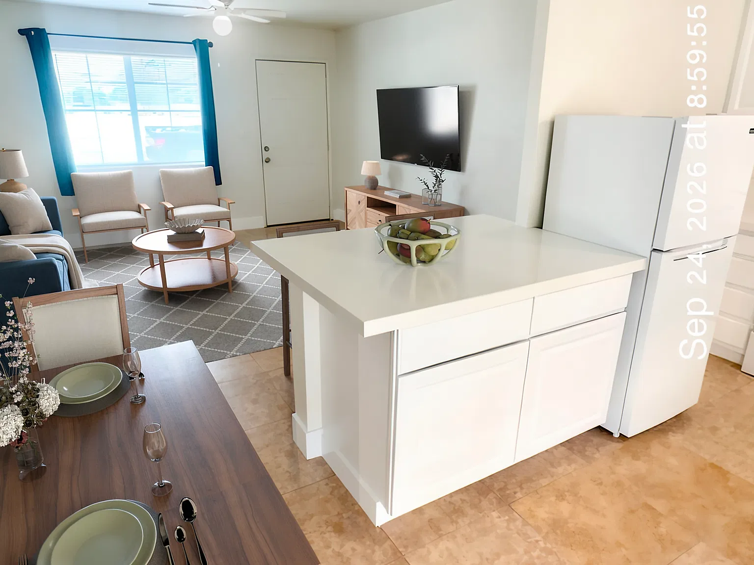 3 bed, 1600 sqft, $3,000 — Photo 4