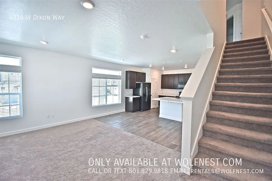 4 bed, 3.5 bath, 2129 sqft, $2,195 — Photo 4