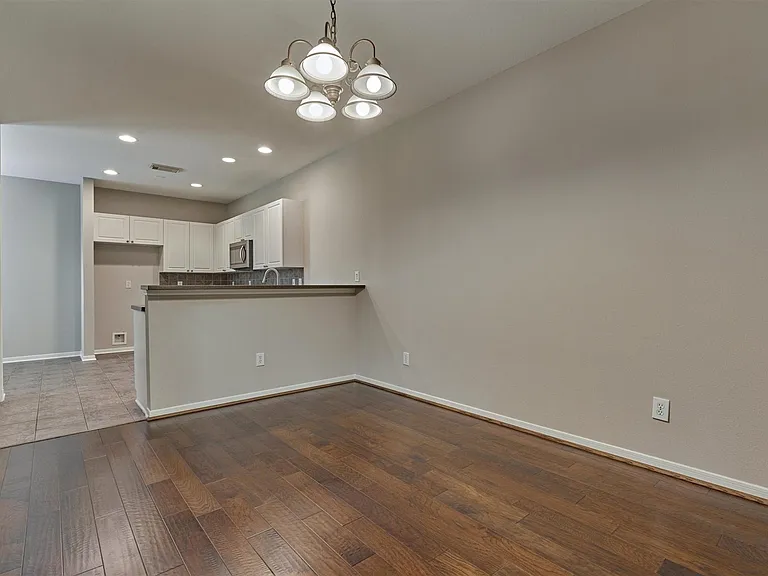83 Woodlily Pl — Photo 13