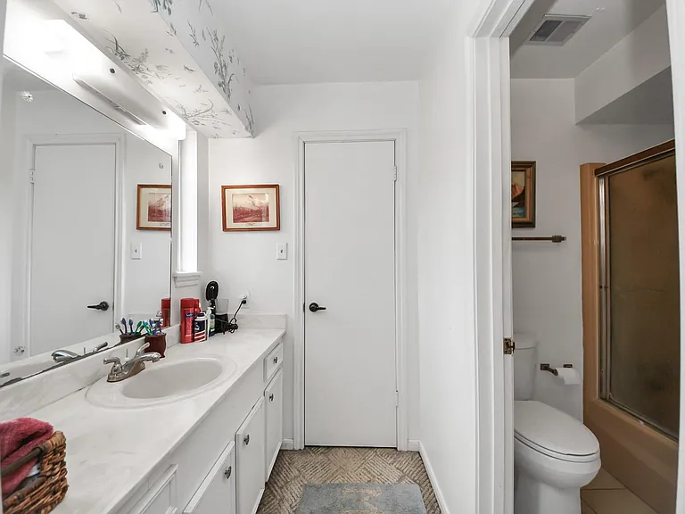 17 Winged Foot Dr — Photo 29