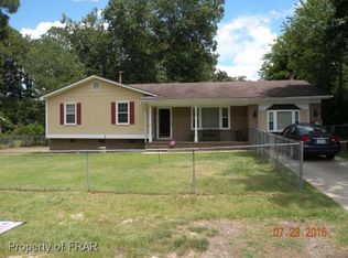 1617 Ireland Dr, Fayetteville, NC 28304