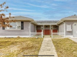 16 Bahamia Dr, Toms River, NJ 08757