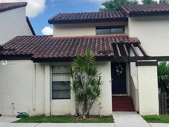 3rd image of 11026 SW 132nd Pl #23-3