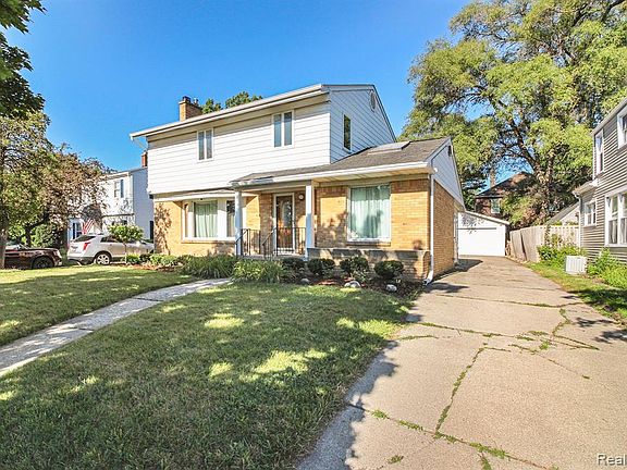 2nd image of 1108 W Vernon Dr