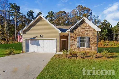 338 Brookwood Xing Photo 1