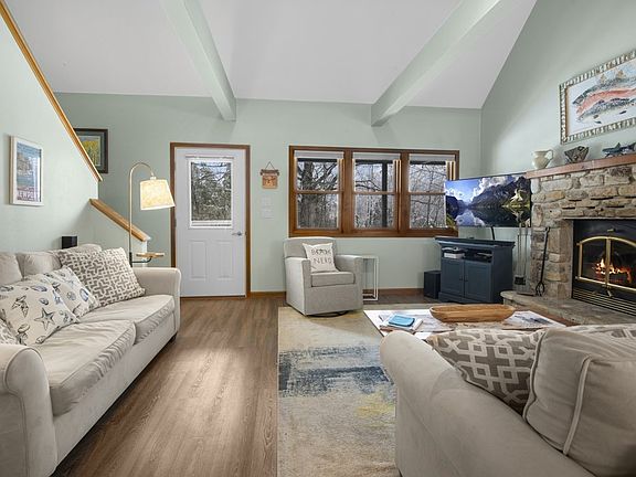 5th image of 10433 Northwoods Dr