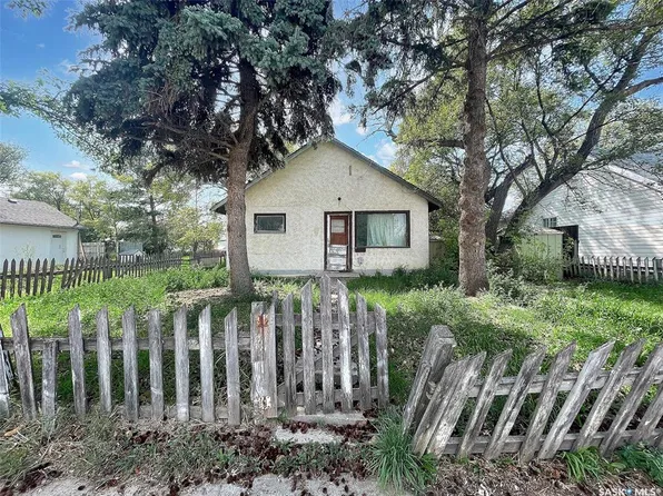 34 14th AVENUE SE, Swift Current, SK S9H 3S2