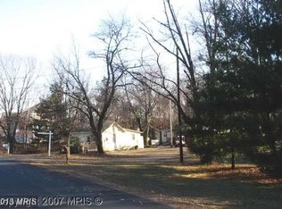 6419 Casperson Rd, Alexandria, VA 22315