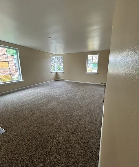 849 Wilson St — Photo 10