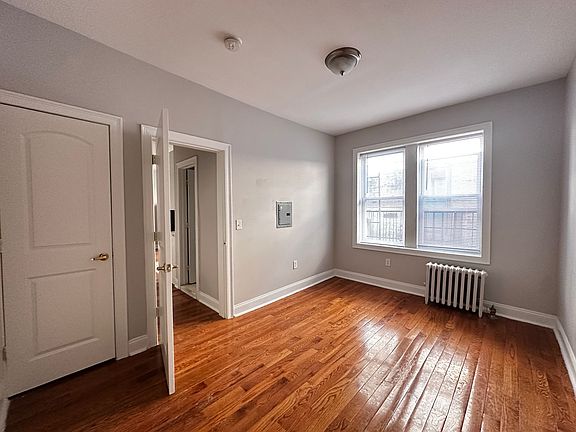3rd image of 126-28 Corbin Ave #403