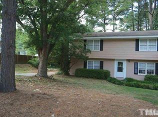 3105 Chenault Ct, Raleigh, NC 27604