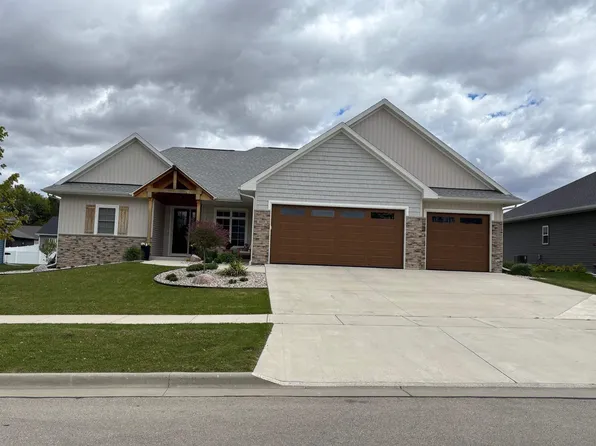 4515 Huntington Ave, Janesville, WI 53546