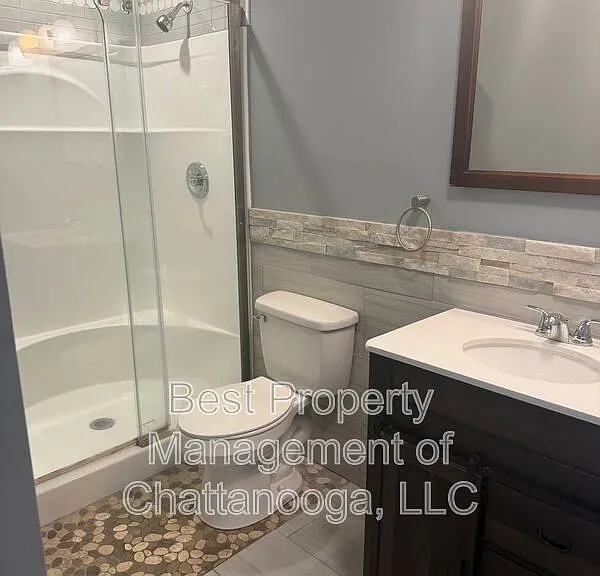 404 Somerville Ave — Photo 6