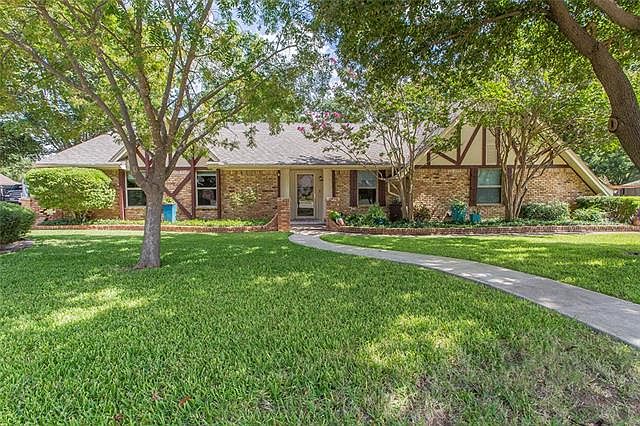 1st image of 2318 Silver Horn Ct