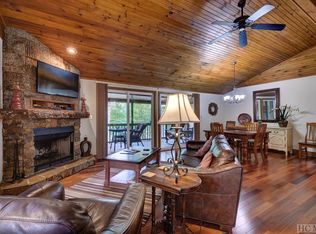 121 Holly Rdg #A, Sapphire, NC 28774