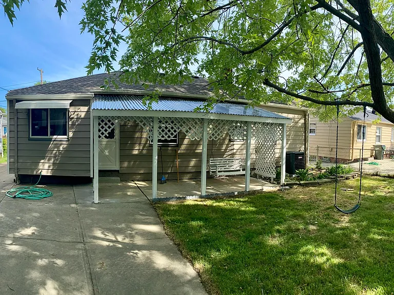 30134 Truman Ave — Photo 4
