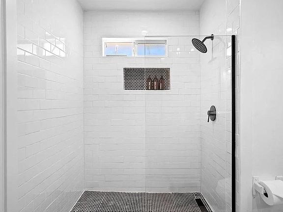 5th image of 4234 E Calle San Raphael