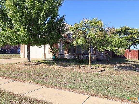 5th image of 503 W Vega Ln