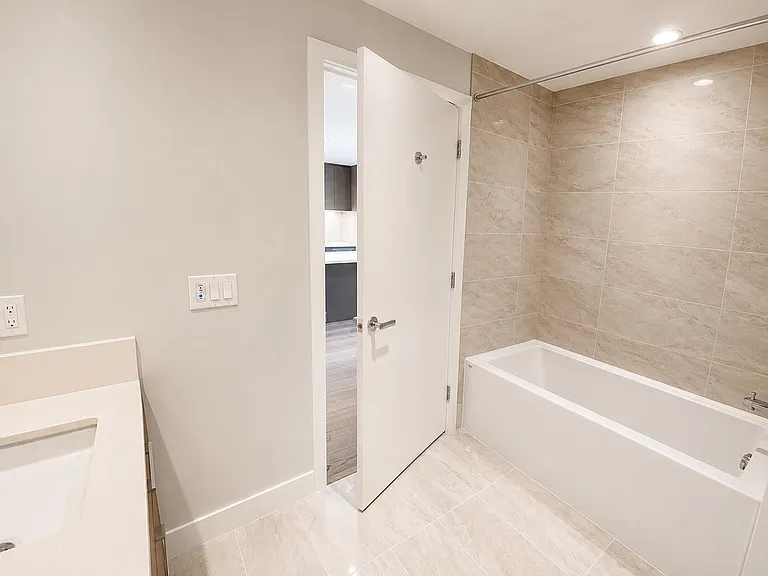 5410 Shortcut Rd #603 — Photo 9