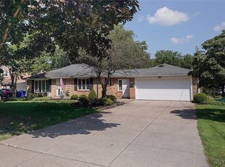 810 Main St, West Seneca, NY
